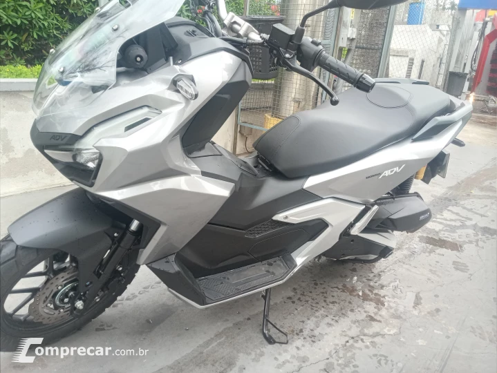 Adv 160 abs