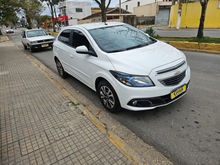 ONIX 1.4 MPFI LTZ 8V