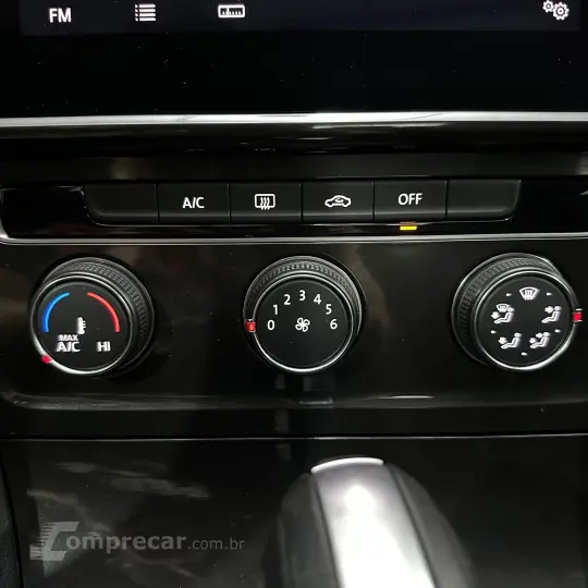 Golf Comfort. 200 TSI 1.0 Flex 12V Aut.