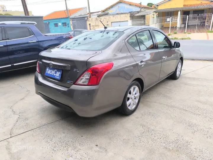 VERSA SL 1.6 16V Flex Fuel 4p Mec.