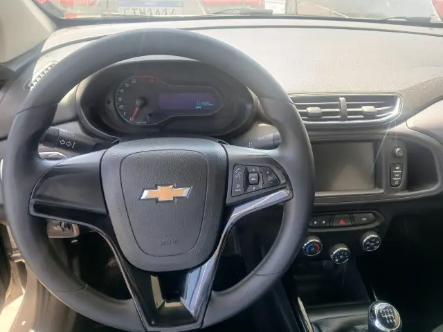 PRISMA - 1.4 MPFI LT 8V 4P MANUAL