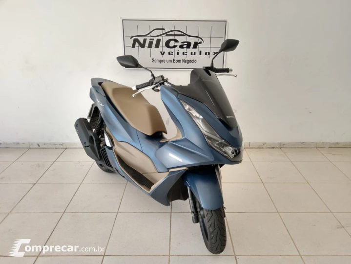 PCX 160 DLX