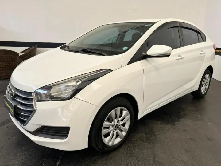 HB20S 1.6 COMFORT PLUS 16V FLEX 4P AUTOMATICO