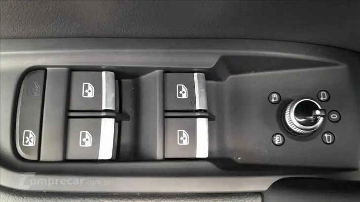 Q5 2.0 45 TFSI GASOLINA S LINE BLACK QUATTRO S TR