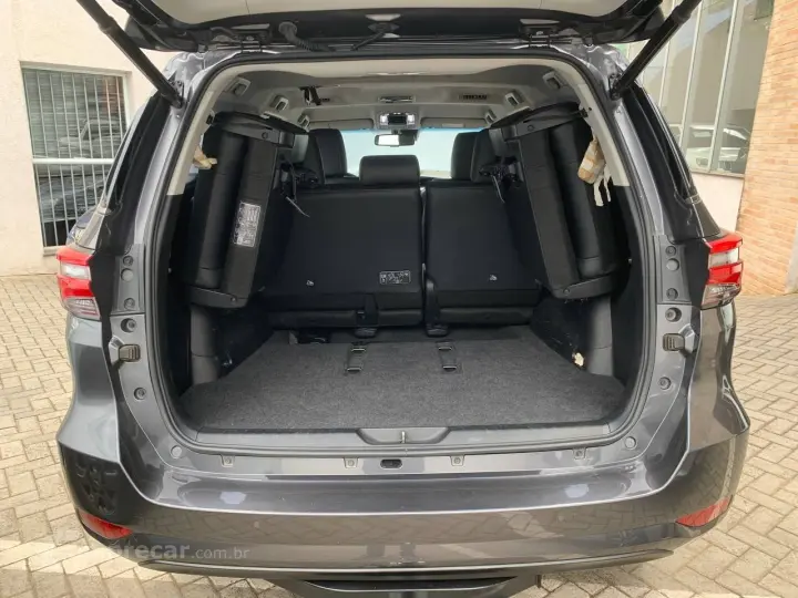 Hilux SW4 SRX 4x4 2.8 TDI 16V Dies. Aut.