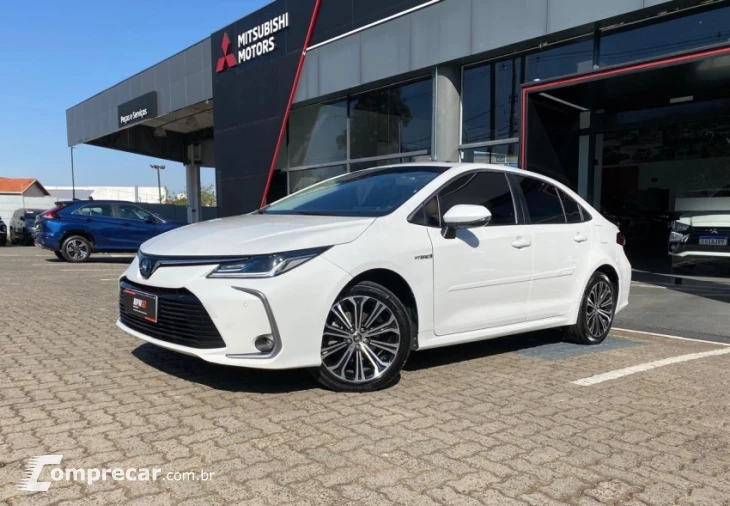 COROLLA 1.8 VVT-I Hybrid Altis