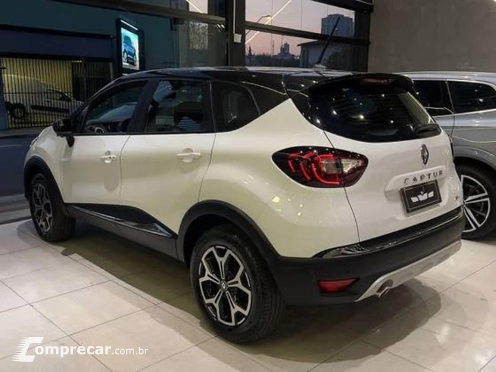 CAPTUR iconic