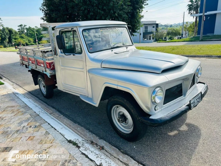 Jeep 2.6 12 V 6 CILINDROS