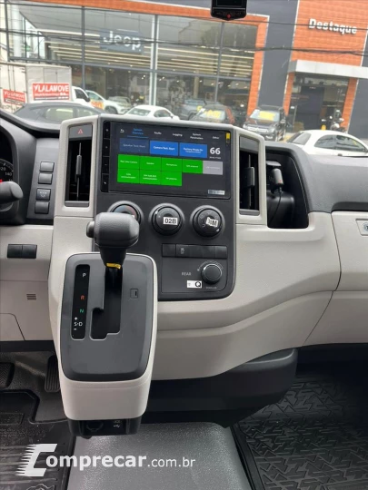 HIACE 2.8 D-4d Turbo Minibus 15+1 DX