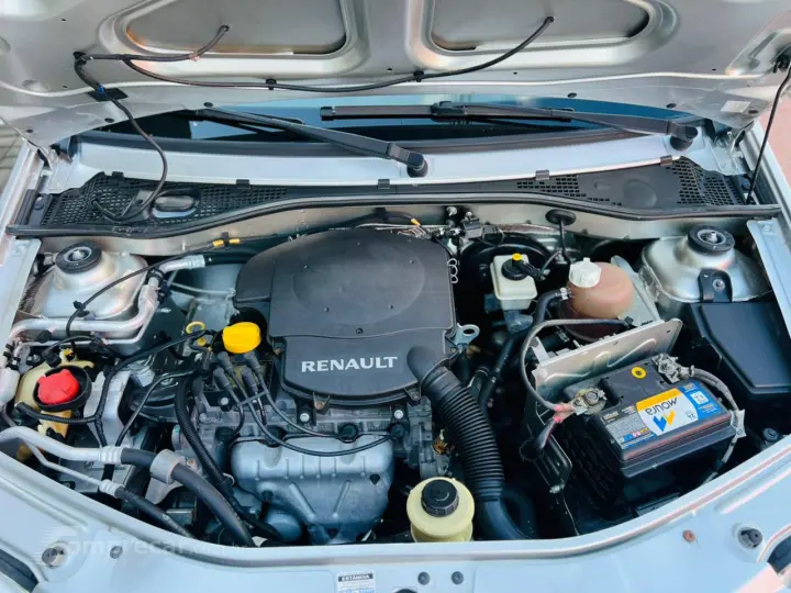 LOGAN 1.6 Expression 8V