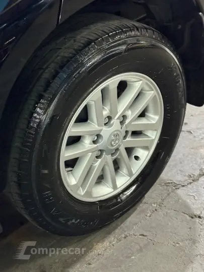 Hilux SW4 SR 4x2 2.7/ 2.7 Flex 16V Aut.