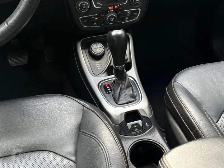 COMPASS 2.0 16V Longitude 4X4