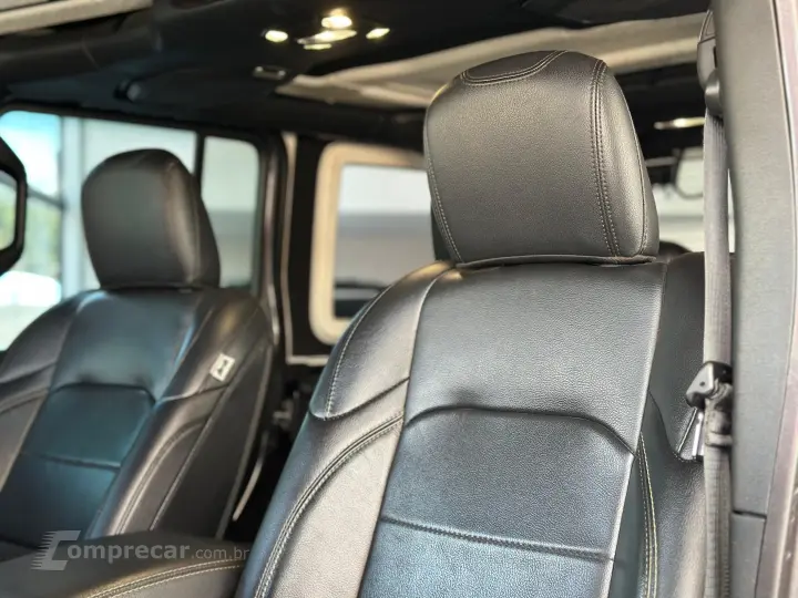 WRANGLER 2.0 TURBO GASOLINA UNLIMITED OVERLAND 4P 4X4 AT8