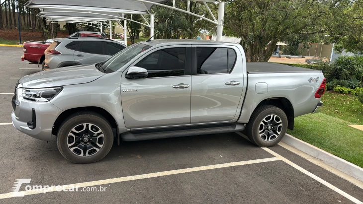 HILUX 2.8 D-4d Turbo CD SRX 4X4