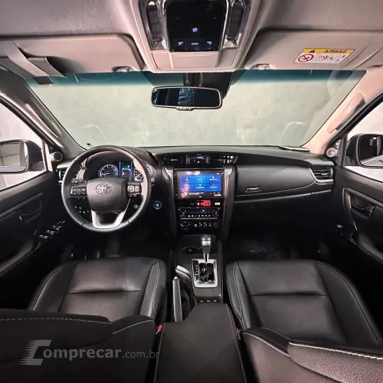 Hilux SW4 SRX 4x4 2.8 TDI 16V Dies. Aut.