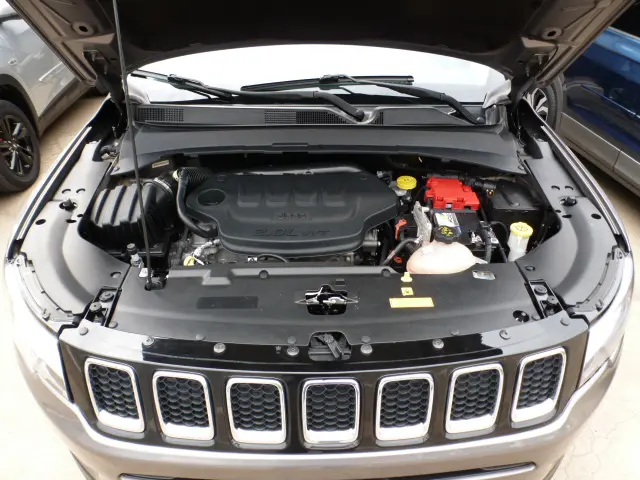 COMPASS 2.0 16V Longitude