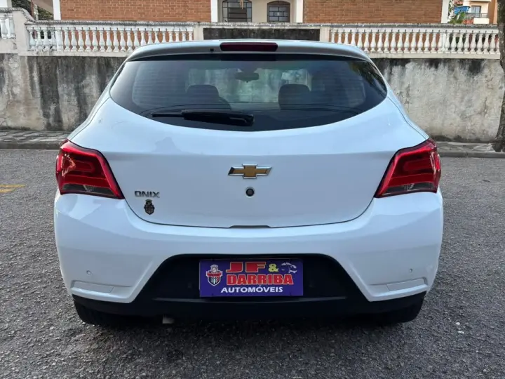 ONIX 1.4 MPFI LTZ 8V