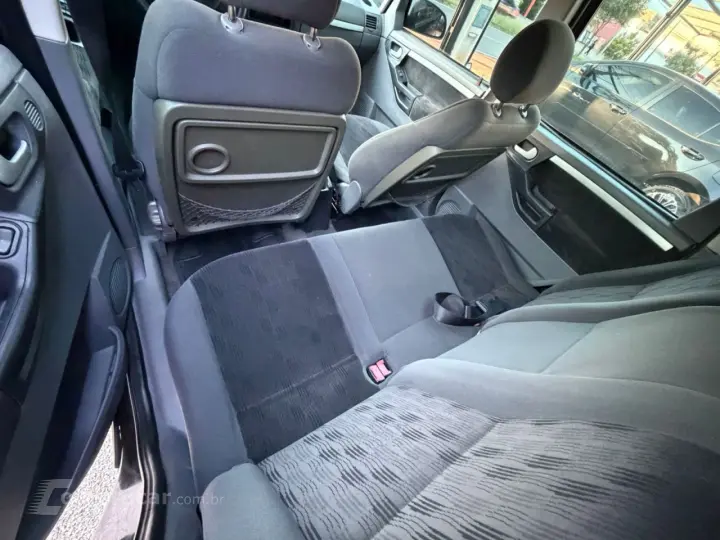 Meriva 1.8 4P FLEX MAXX