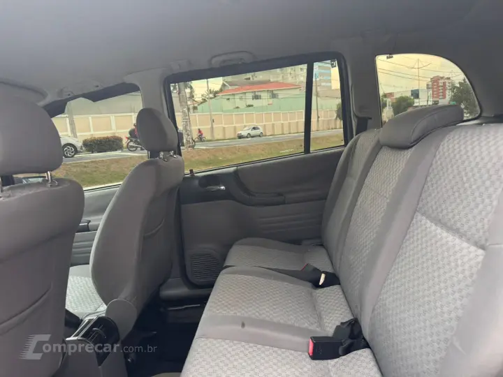 ZAFIRA 2.0 MPFI Expression 8V