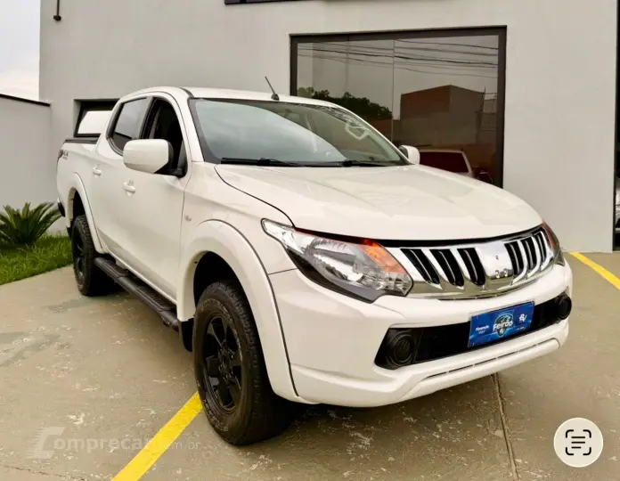 L200 TRITON 2.4 16V Turbo Sport GLS CD 4X4