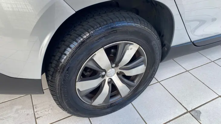 PEUGEOT 2008 1.6 16V GRIFFE