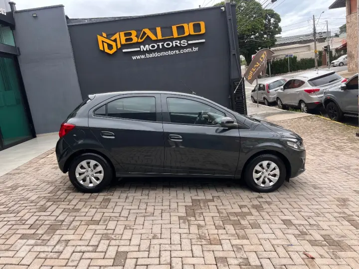 ONIX HATCH LT 1.0 8V FlexPower 5p Mec.