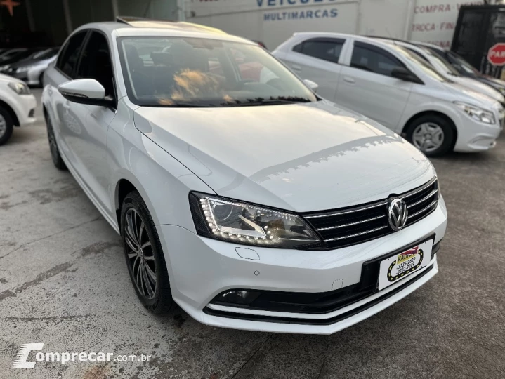 JETTA 2.0 TSI HIGHLINE 211CV GASOLINA 4P TIPTRONIC