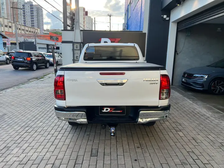 HILUX 2.7 SRV 4X2 CD 16V