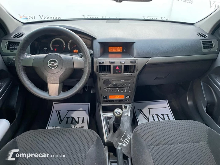 VECTRA 2.0 MPFI GT Hatch 8V