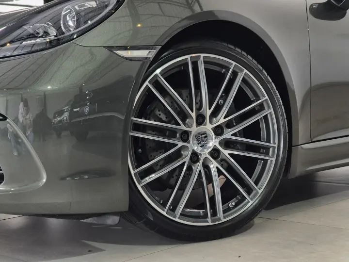 718 2.0 16V H4 Boxster PDK