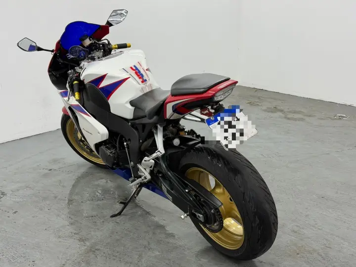 CBR 1000 RR Fireblade
