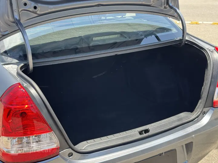 ETIOS 1.5 XS Sedan 16V