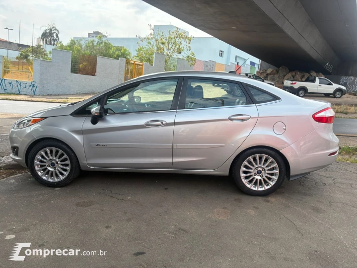 FIESTA 1.6 Titanium Sedan 16V