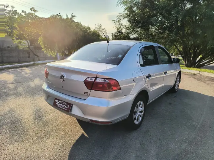 VOYAGE 1.0 12V MPI Totalflex