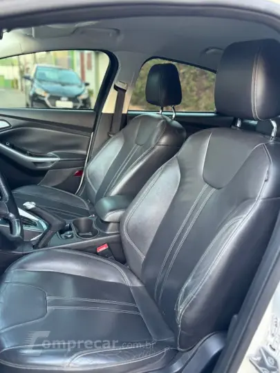 FOCUS 2.0 Titanium Plus 16V