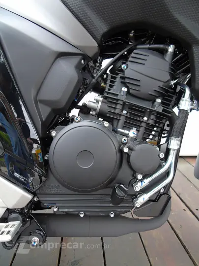 YAMAHA FZ25 FAZER ABS