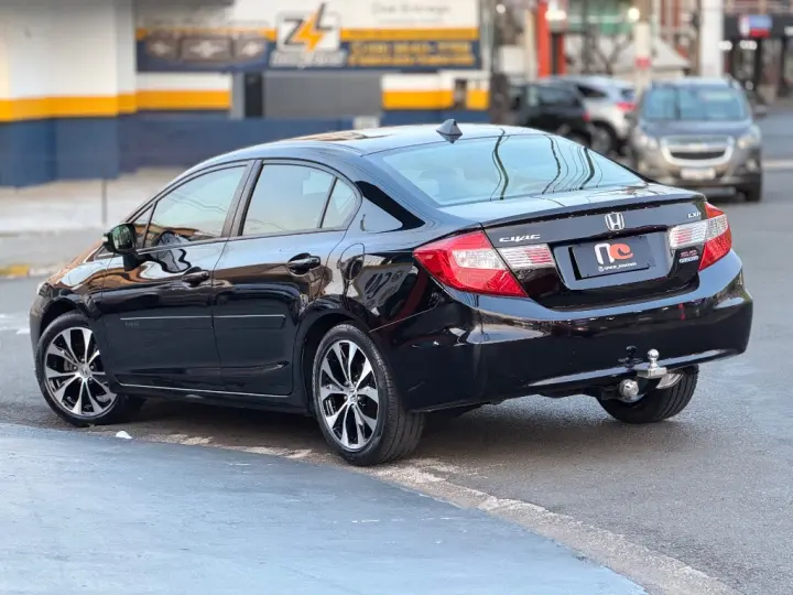 Civic Sedan LXR 2.0 Flexone 16V Aut. 4p