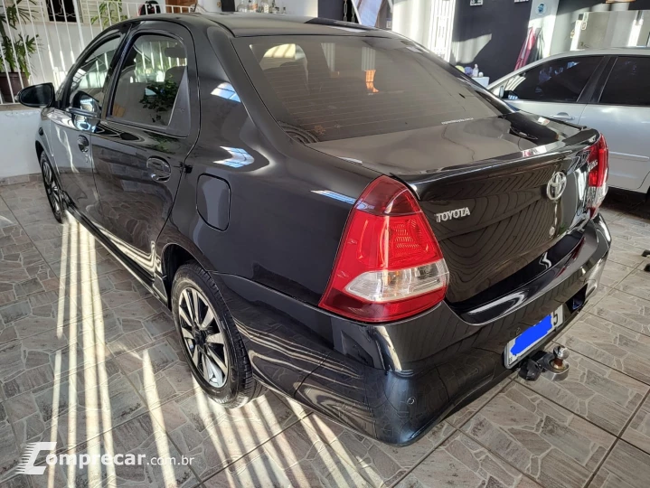 Etios sedan Platinum 1.5 automático