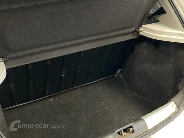 GOL - 1.6 MI 8V 4P MANUAL G.V