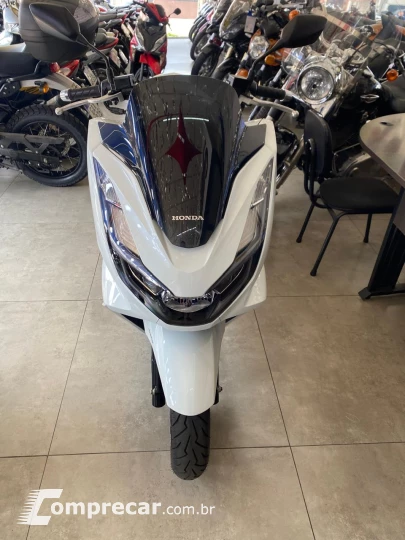 PCX 160 DLX