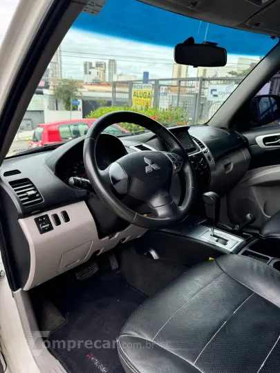 Pajero DAKAR 3.2 4x4 T.I. Dies. 5p Aut.