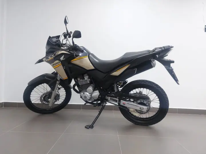 HONDA XRE 300 ADVENTURE