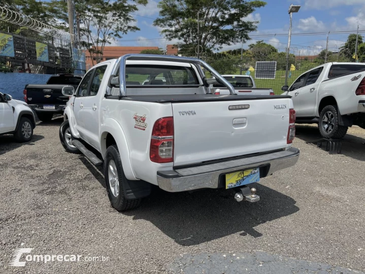 Hilux CD D4-D 4x4 3.0 TDI Dies. Mec.