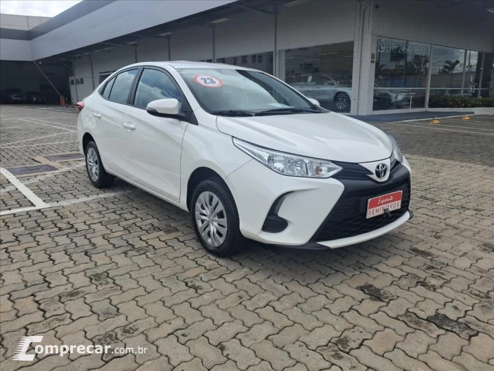 YARIS 1.5 16V FLEX SEDAN XL LIVE MULTIDRIVE