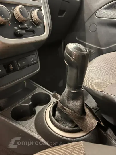 VOYAGE 1.6/1.6 City  Mi Total Flex 8V 4p