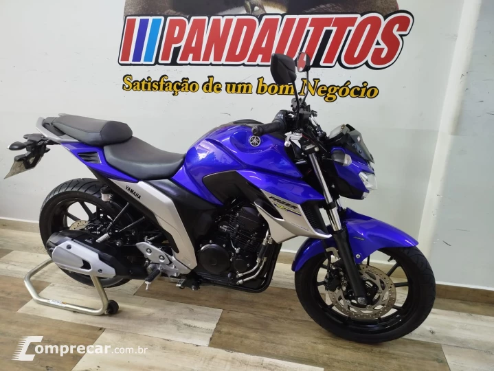 FZ 25 FAZER