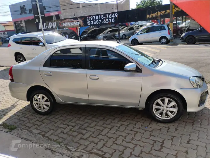 ETIOS 1.5 X Plus Sedan 16V