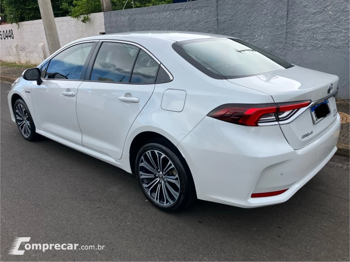 COROLLA 1.8 VVT-I Hybrid Altis Premium