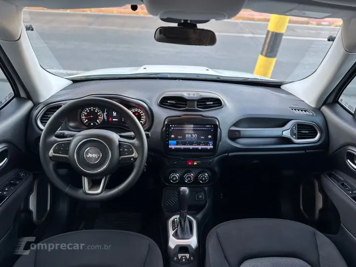 Renegade 1.8 16V Flex 4P Automático