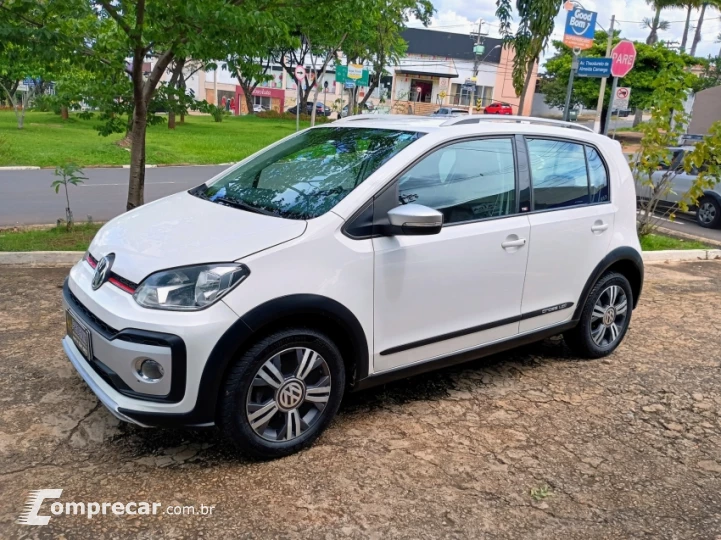 CROSS UP 1.0 TSI 12V